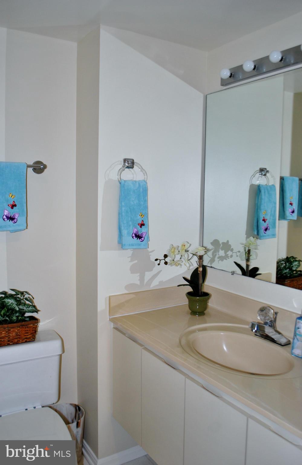 GREENS AT LEISURE WORLD - Residential