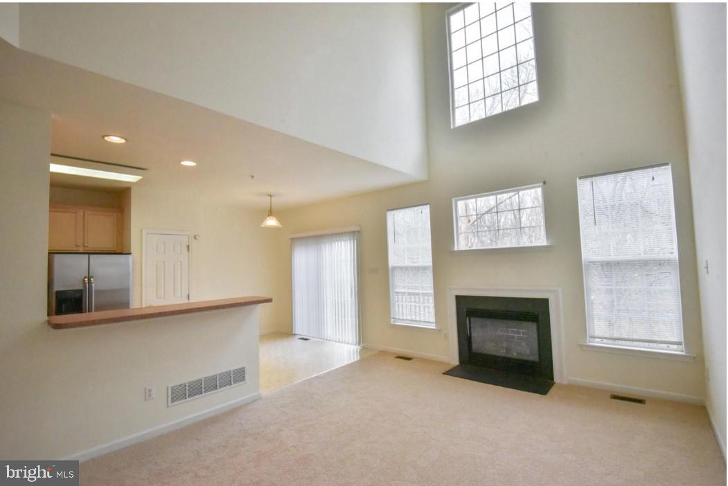 WHITELAND WOODS - Residential Lease