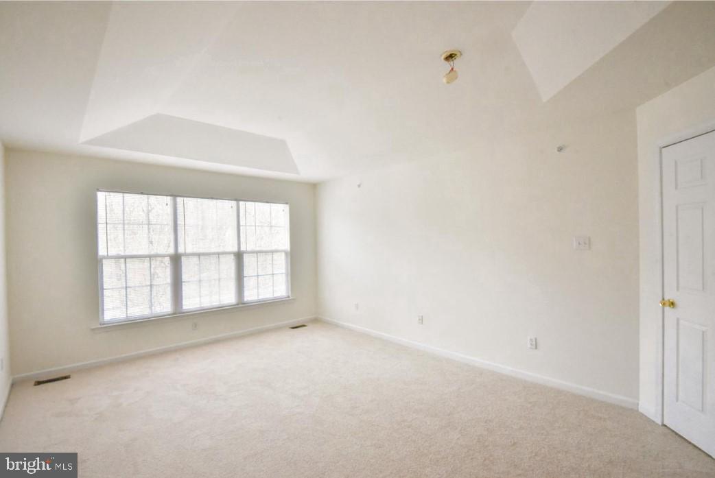 WHITELAND WOODS - Residential Lease