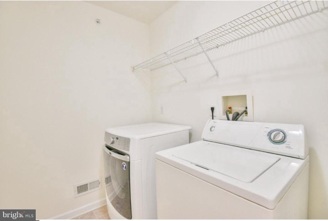 WHITELAND WOODS - Residential Lease