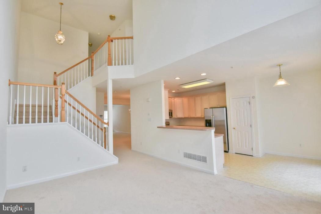 WHITELAND WOODS - Residential Lease