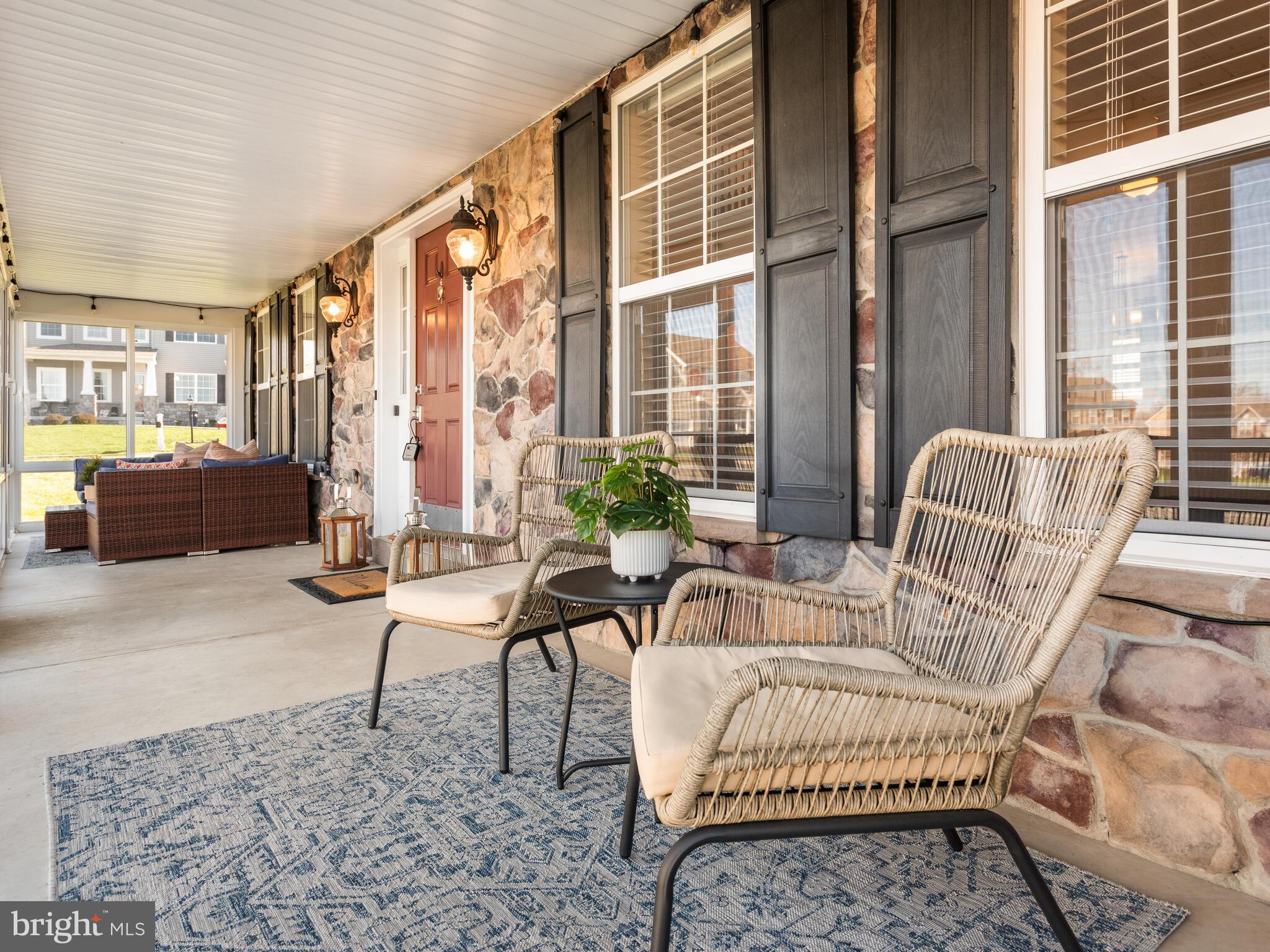 527 CENTENNIAL AVENUE