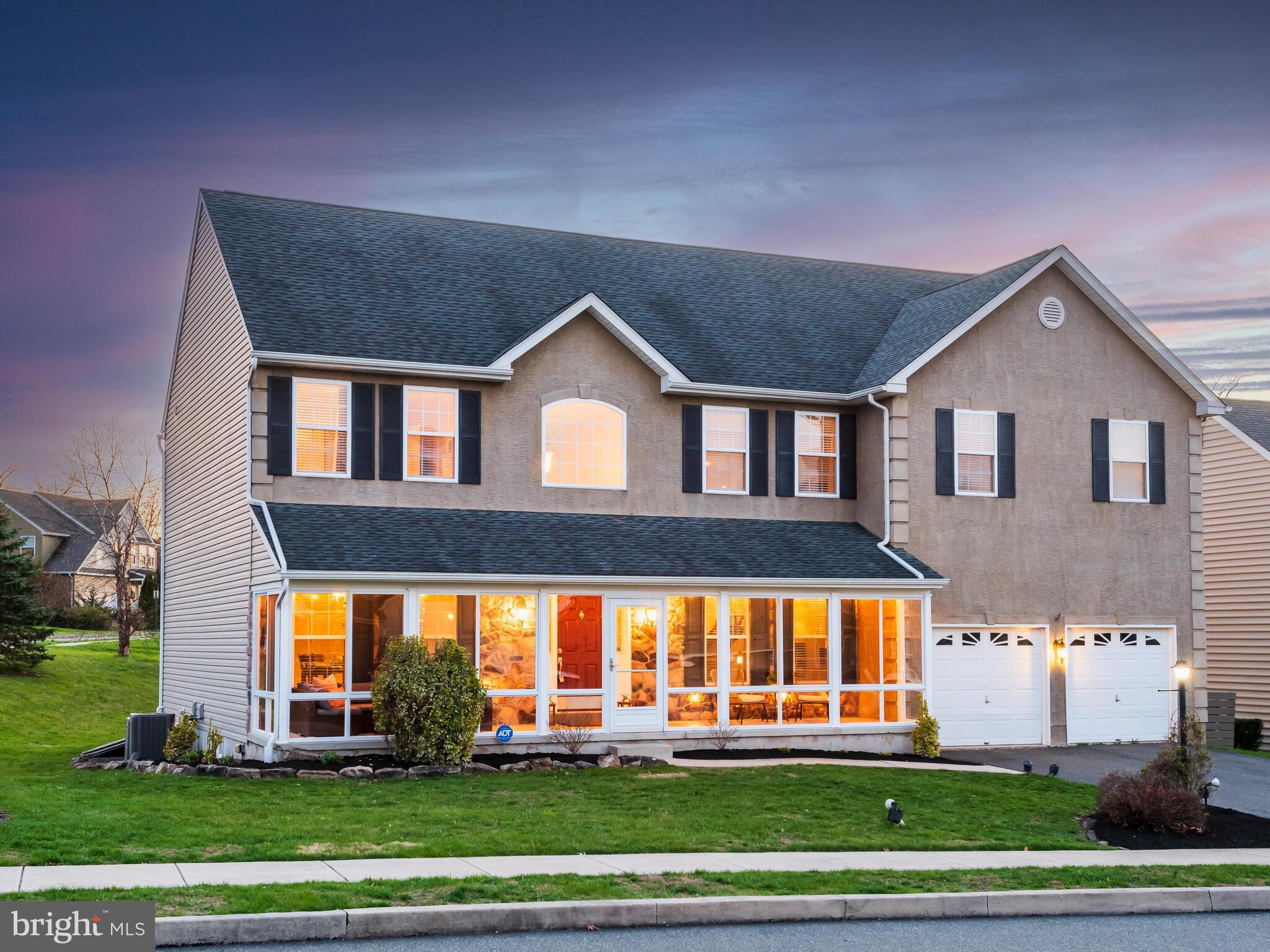 527 CENTENNIAL AVENUE