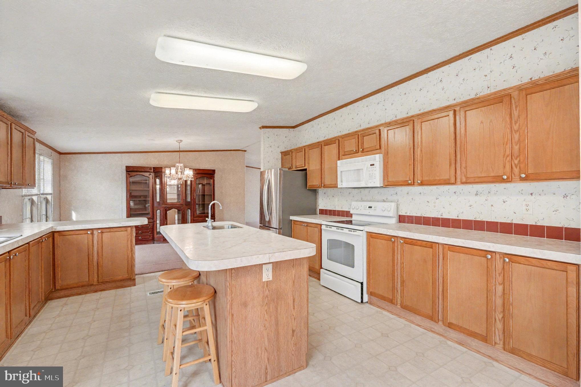 MERRY MEADOWS - Residential