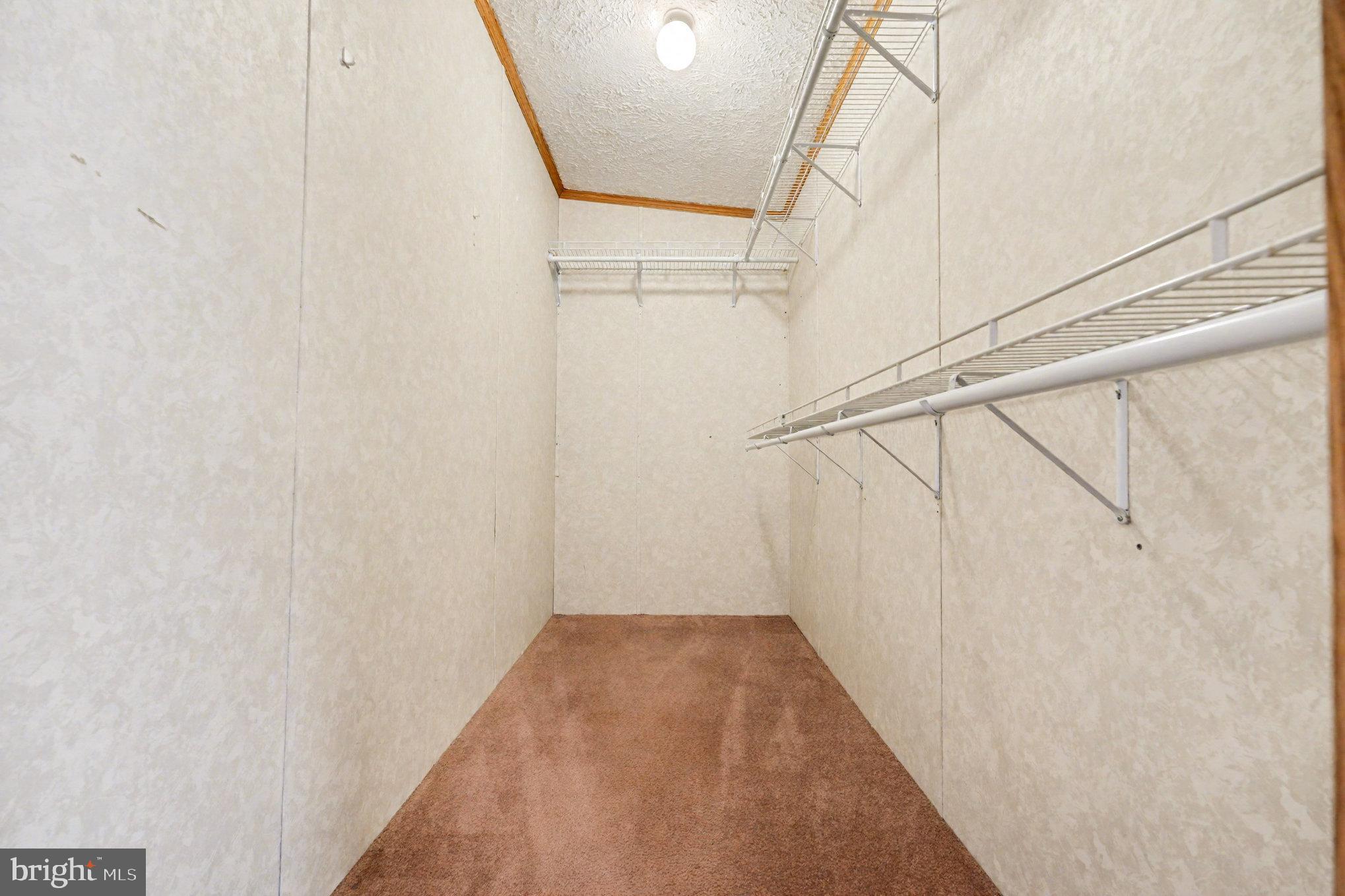 MERRY MEADOWS - Residential