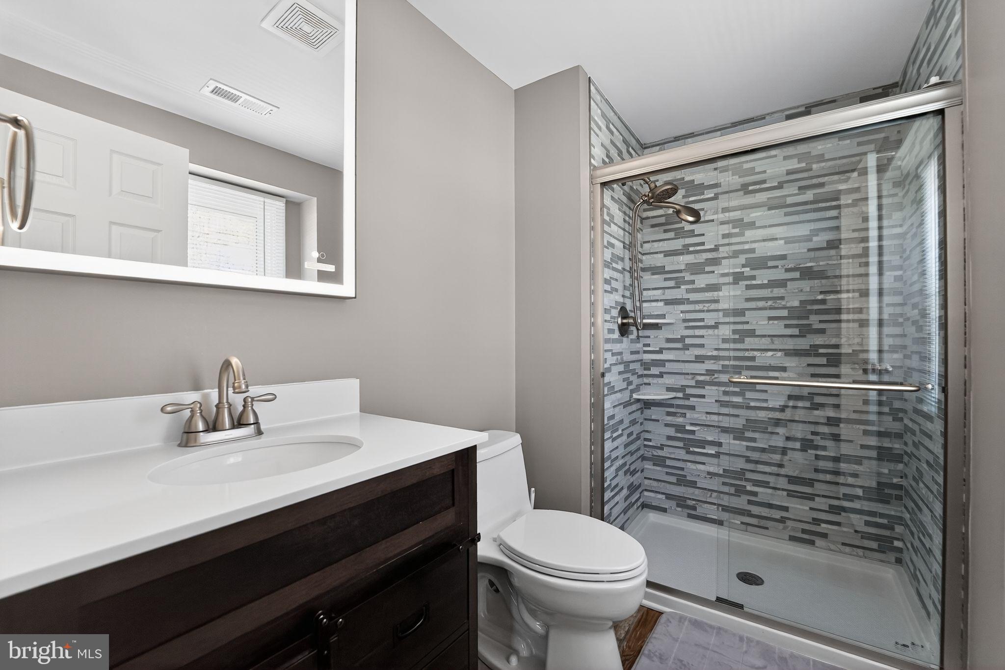 AMBER MEADOWS - Residential