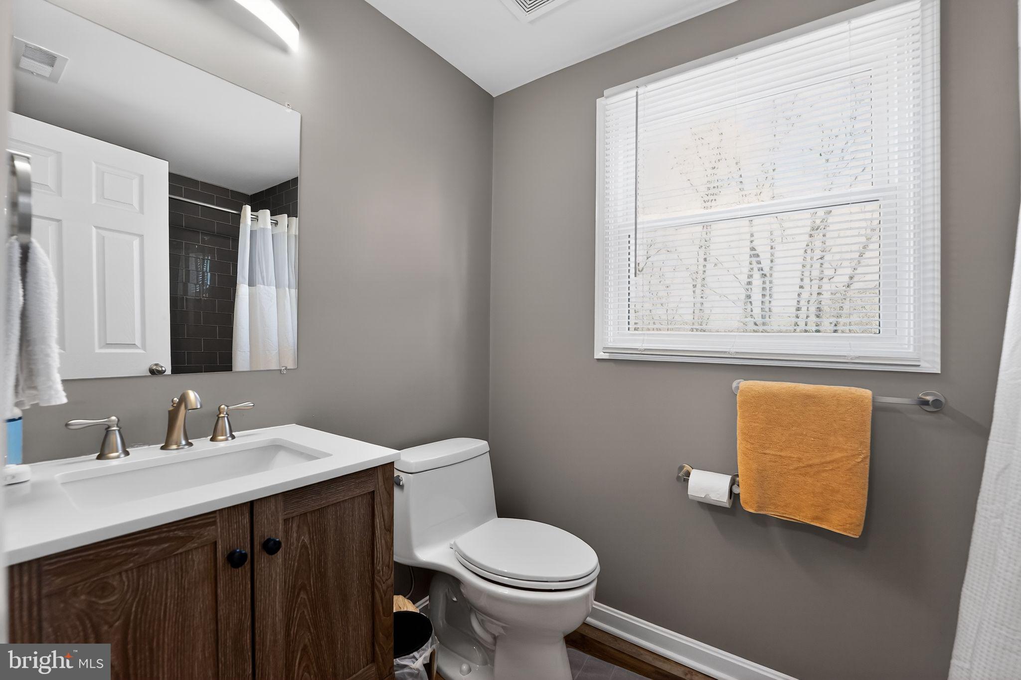 AMBER MEADOWS - Residential