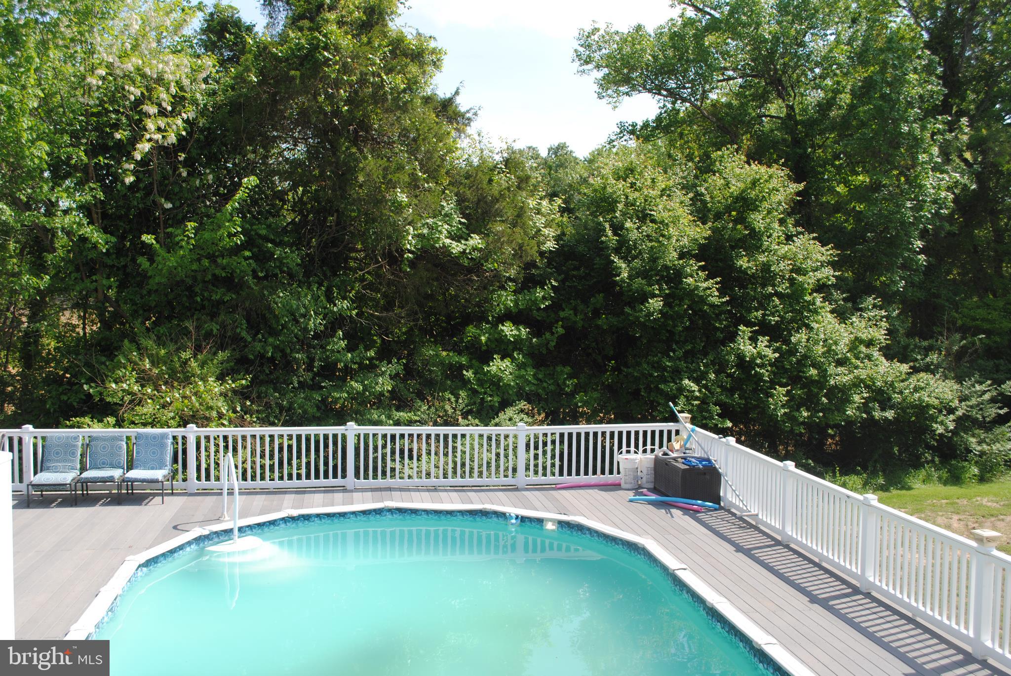 OAKLEIGH MANOR ESTATES - Residential