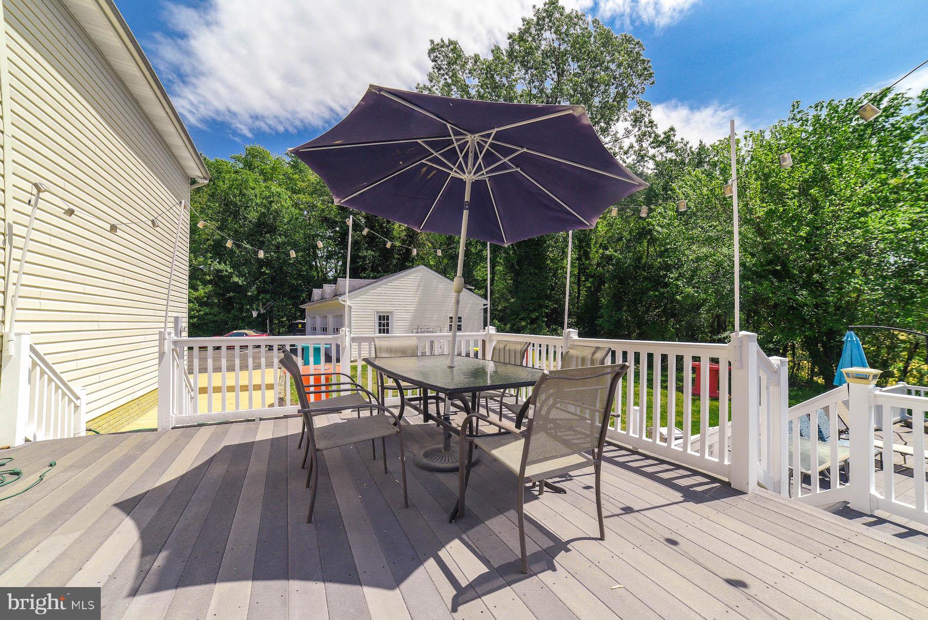 OAKLEIGH MANOR ESTATES - Residential