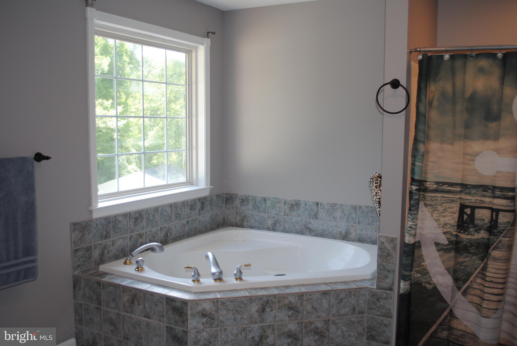 OAKLEIGH MANOR ESTATES - Residential