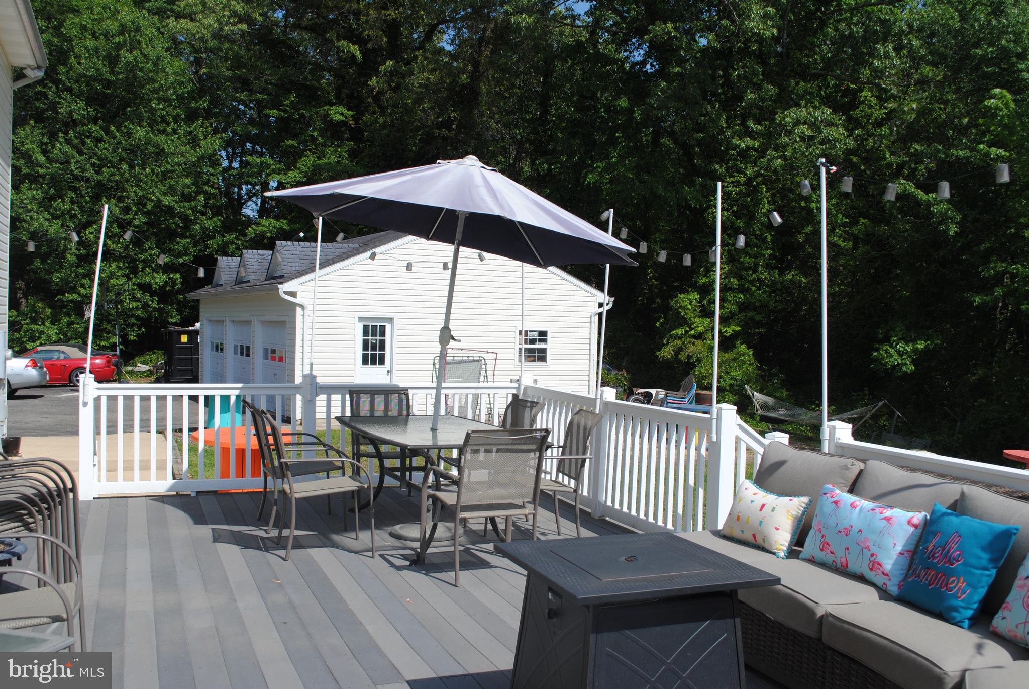 OAKLEIGH MANOR ESTATES - Residential