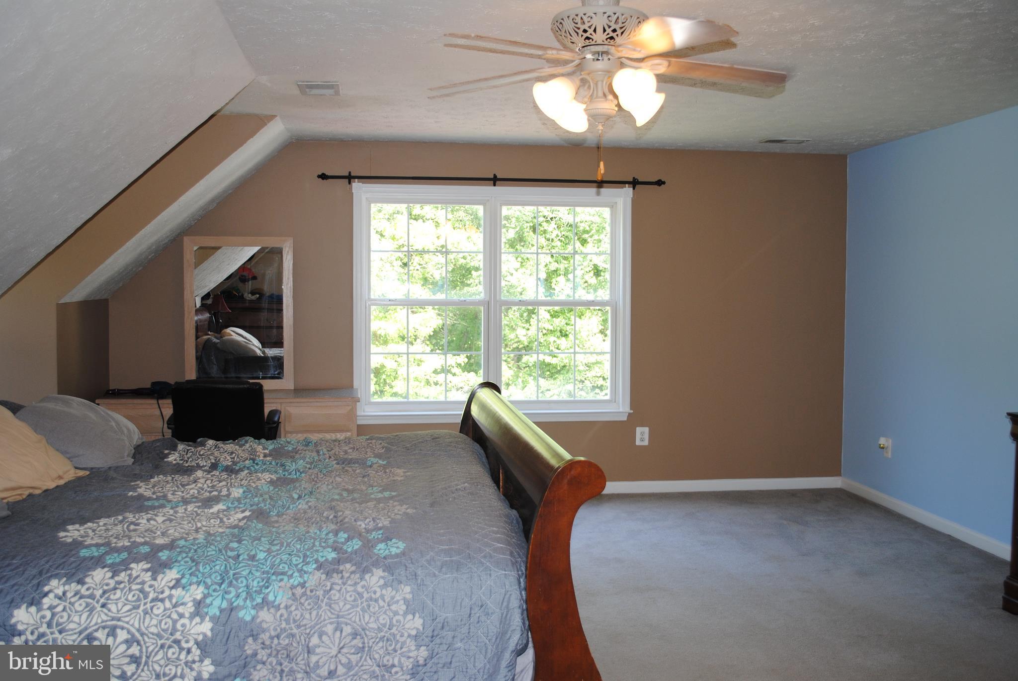 OAKLEIGH MANOR ESTATES - Residential