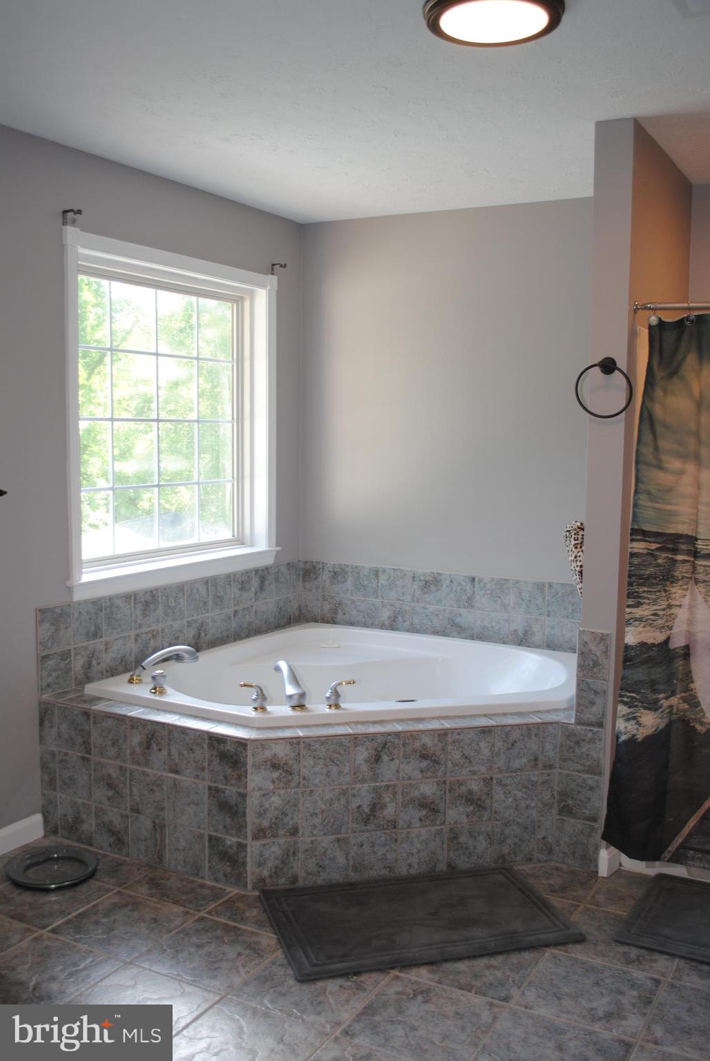 OAKLEIGH MANOR ESTATES - Residential