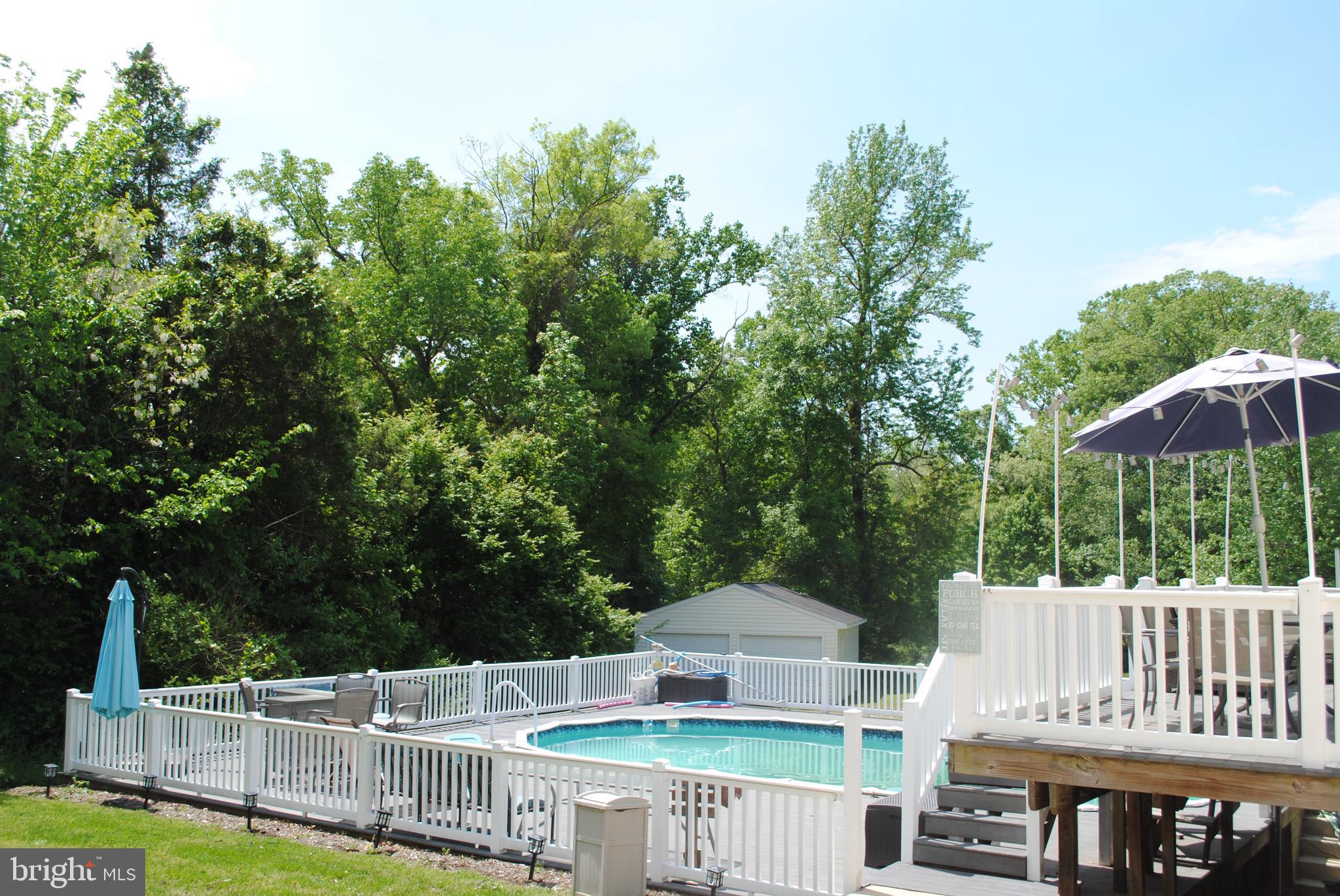 OAKLEIGH MANOR ESTATES - Residential