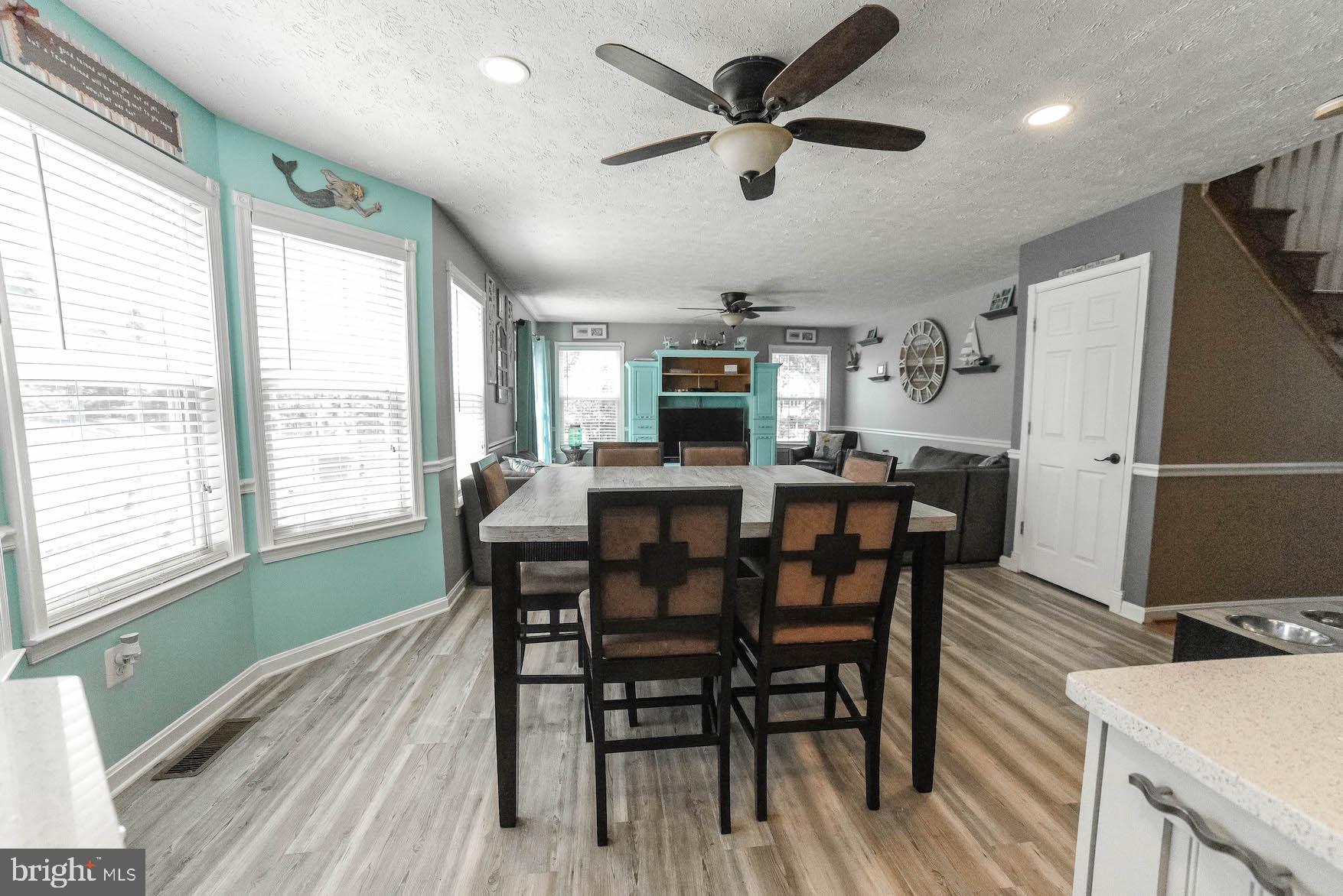 OAKLEIGH MANOR ESTATES - Residential