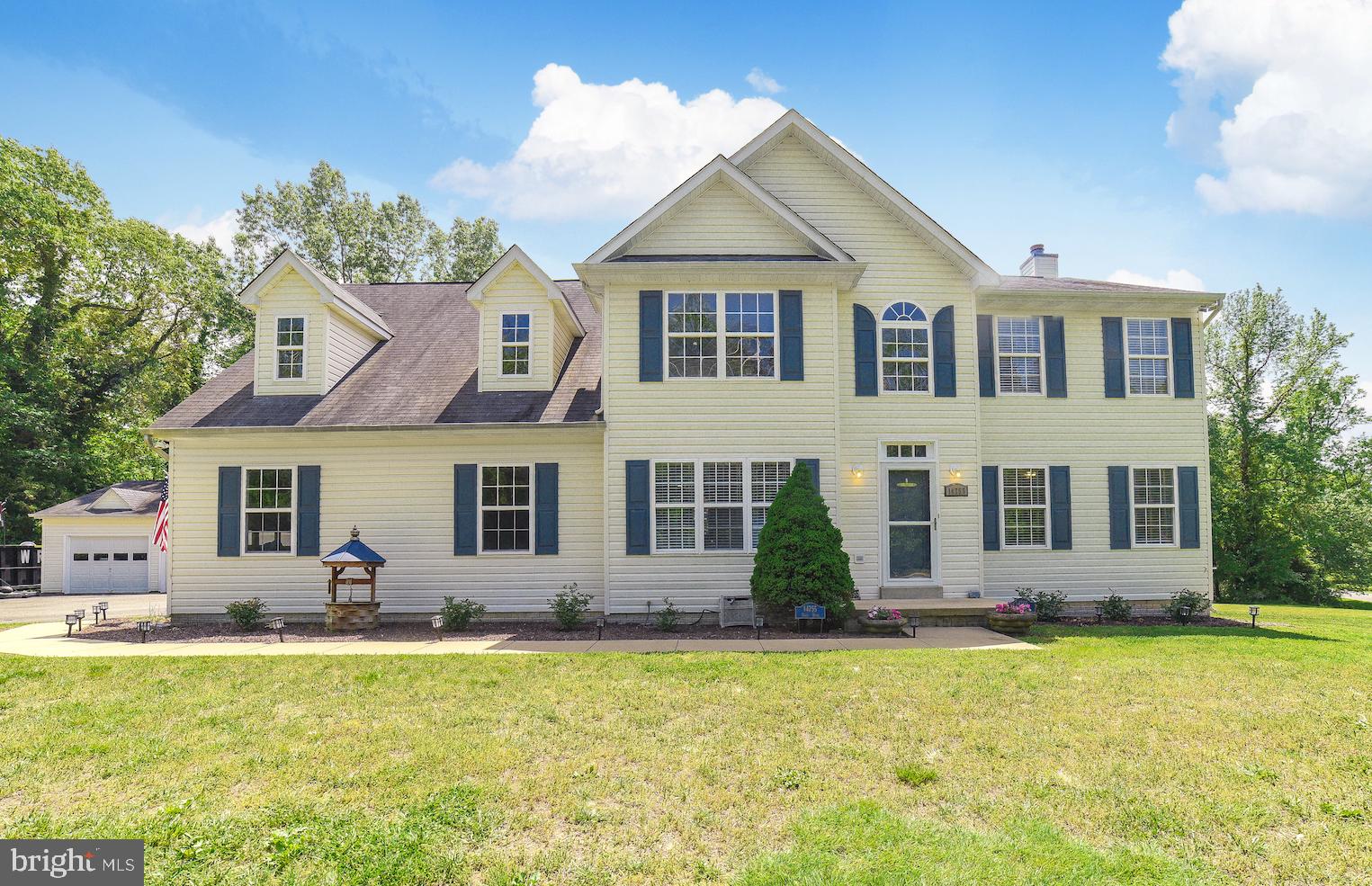 OAKLEIGH MANOR ESTATES - Residential