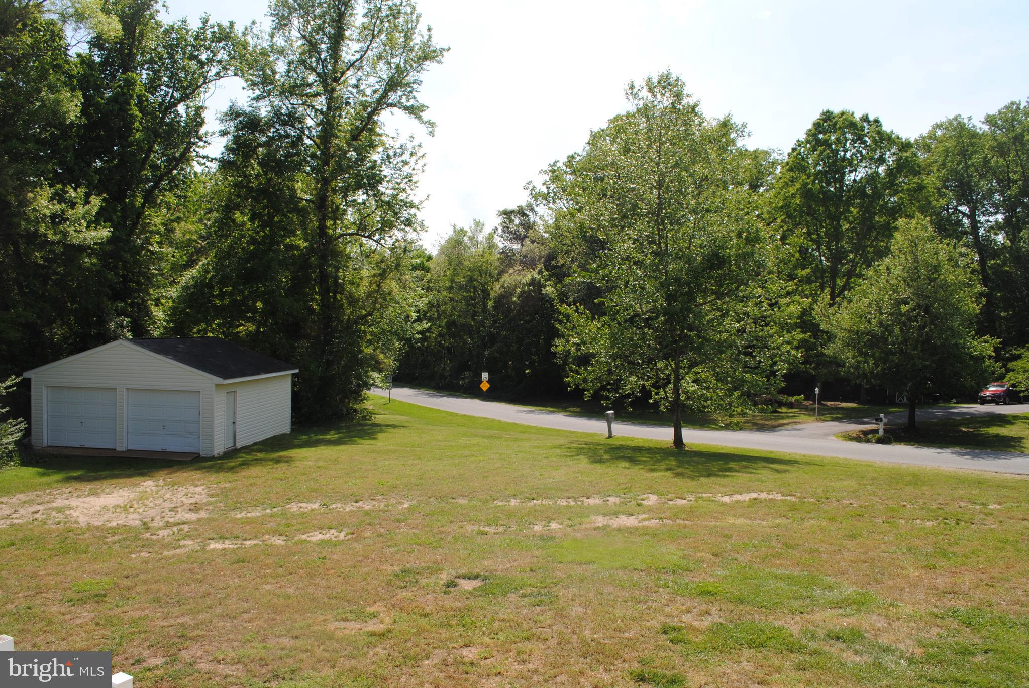 OAKLEIGH MANOR ESTATES - Residential