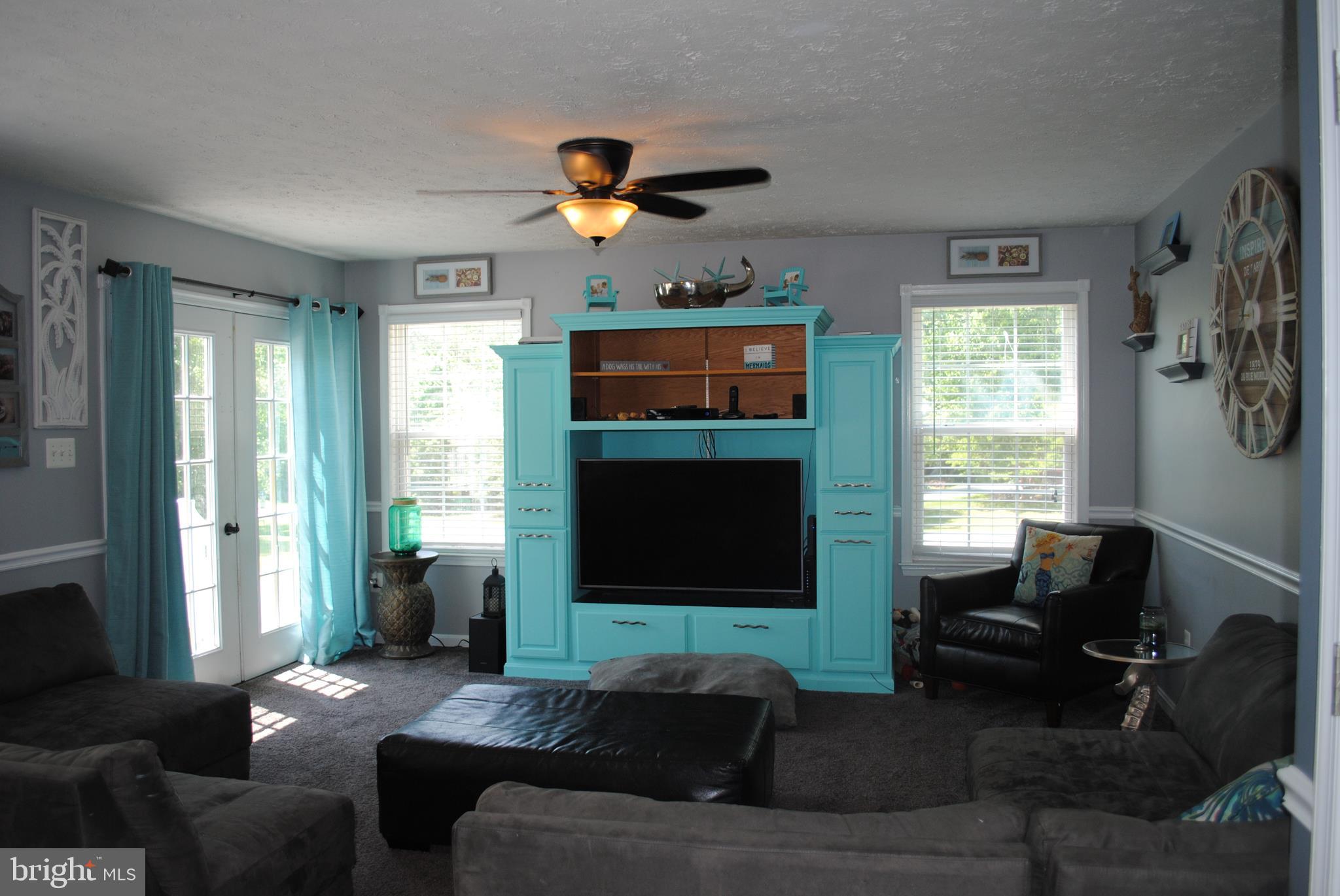 OAKLEIGH MANOR ESTATES - Residential