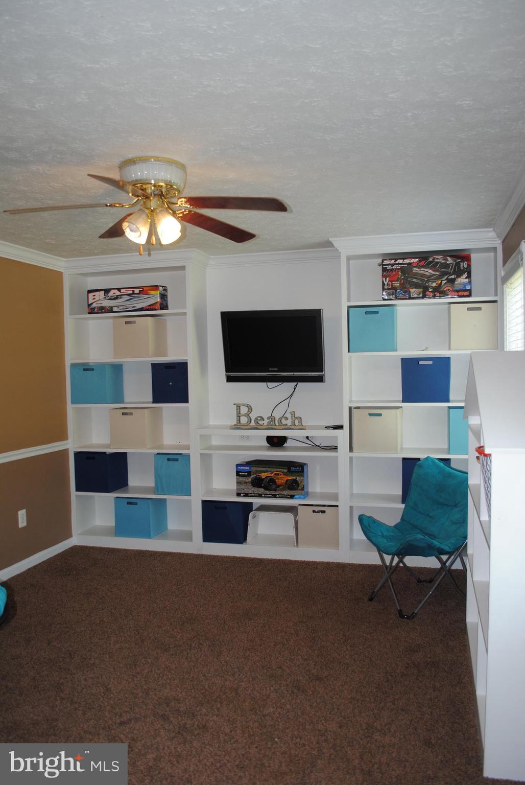 OAKLEIGH MANOR ESTATES - Residential