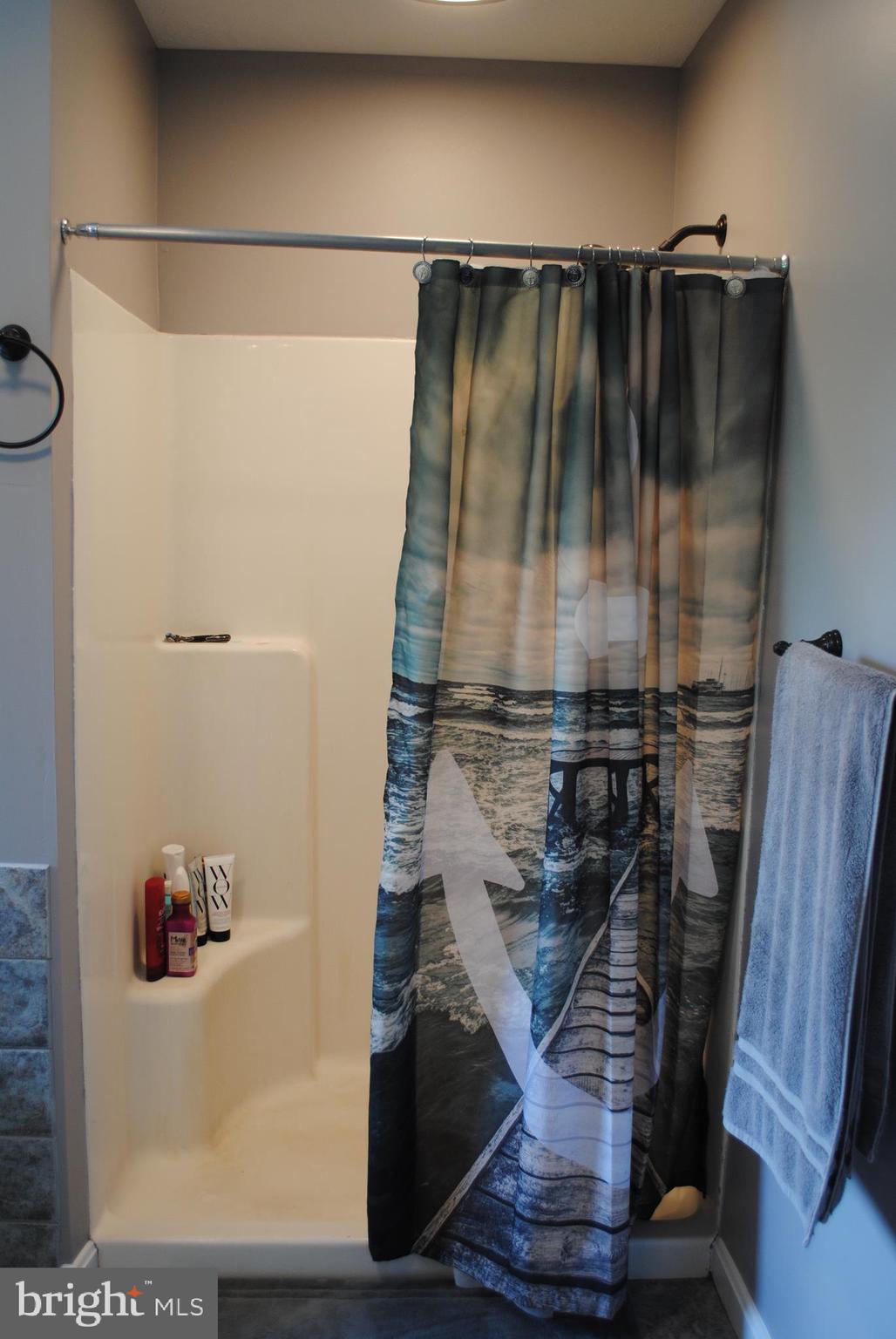 OAKLEIGH MANOR ESTATES - Residential