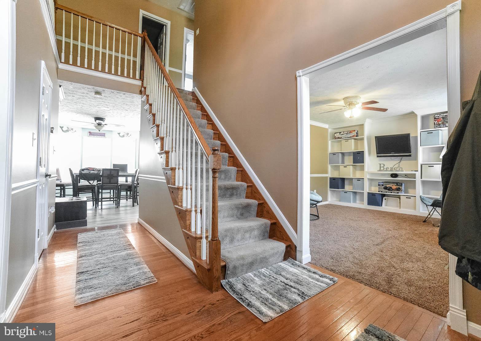 OAKLEIGH MANOR ESTATES - Residential