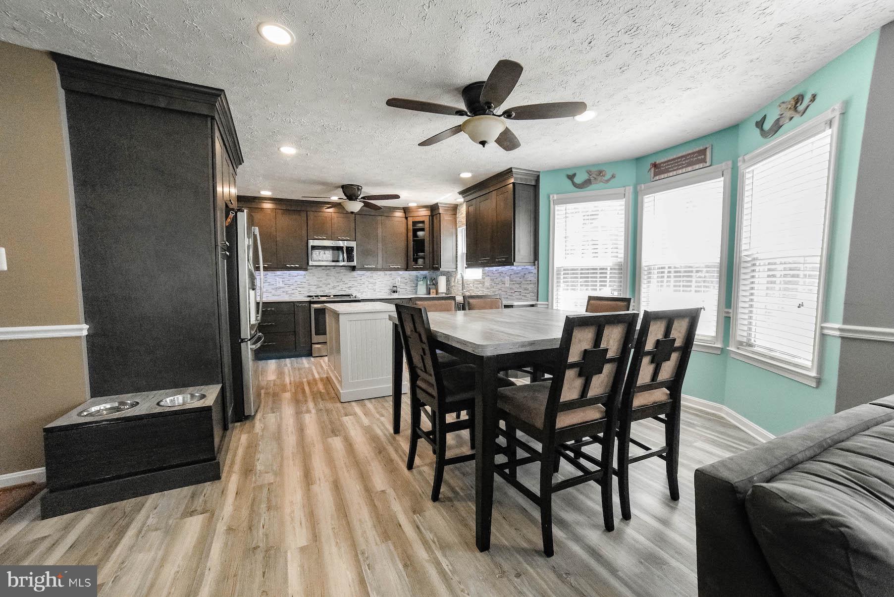 OAKLEIGH MANOR ESTATES - Residential