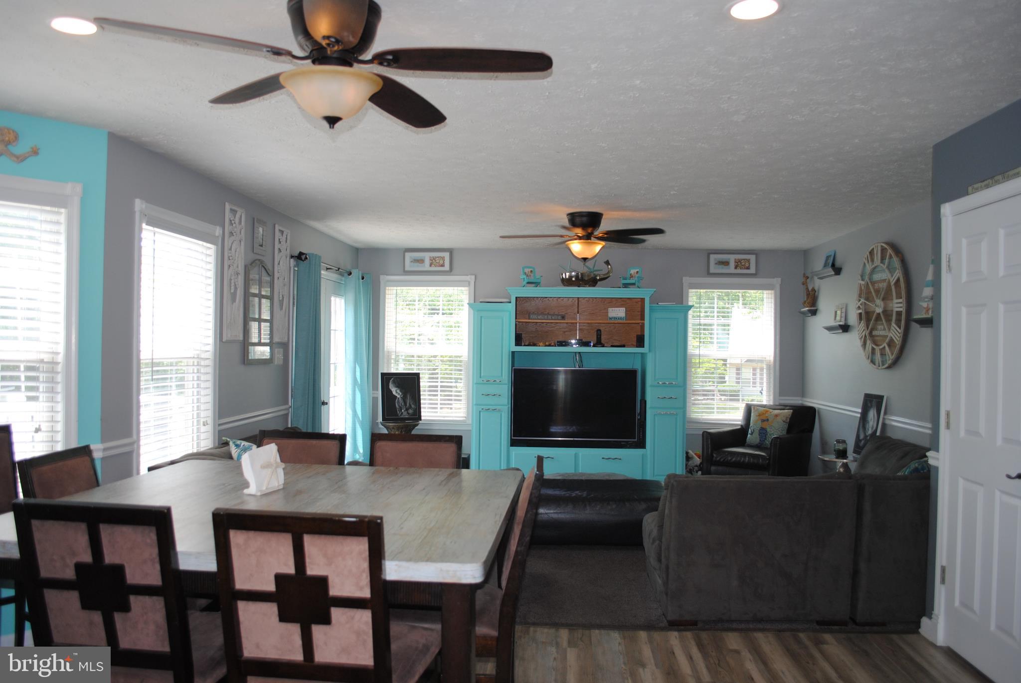 OAKLEIGH MANOR ESTATES - Residential