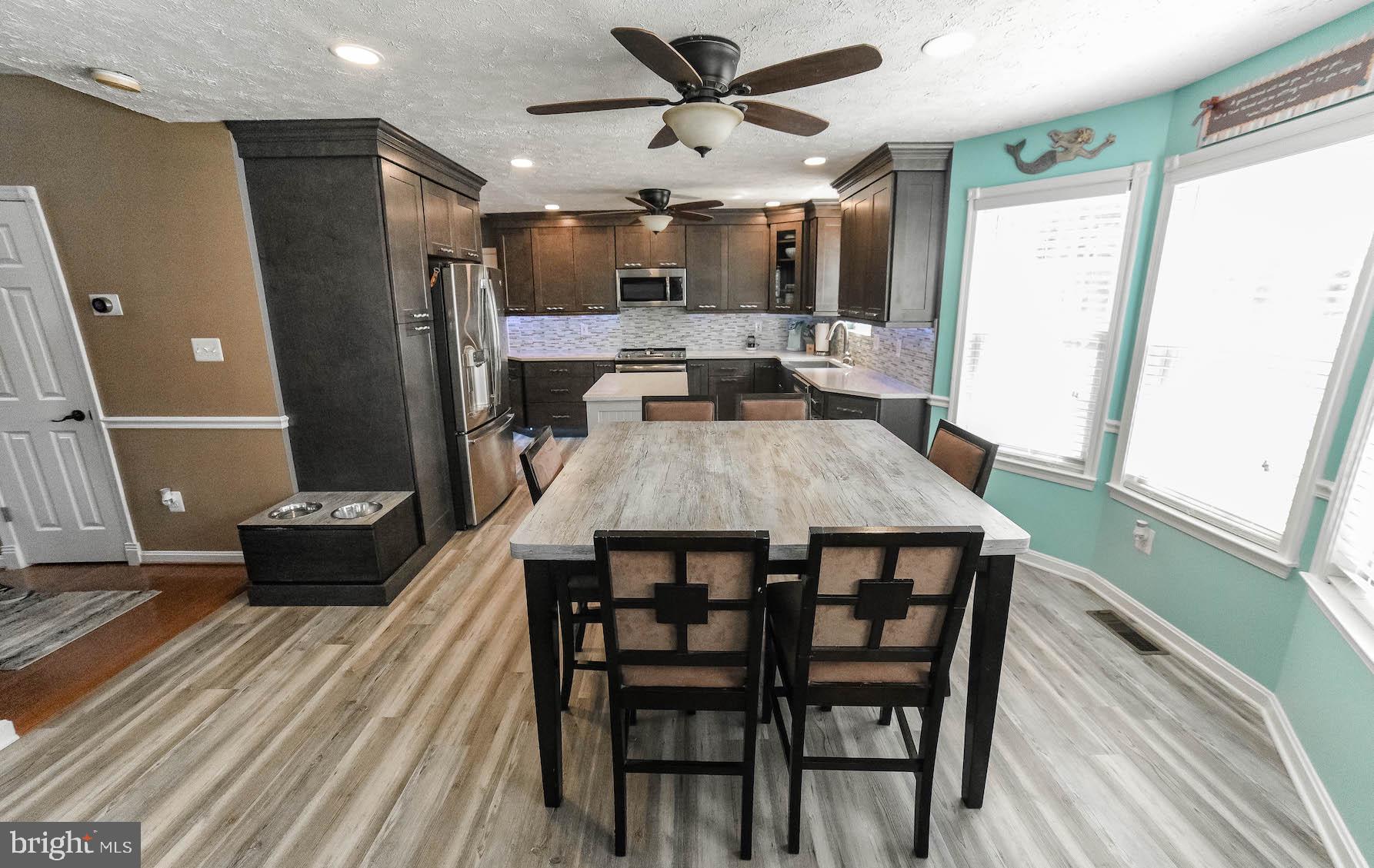 OAKLEIGH MANOR ESTATES - Residential