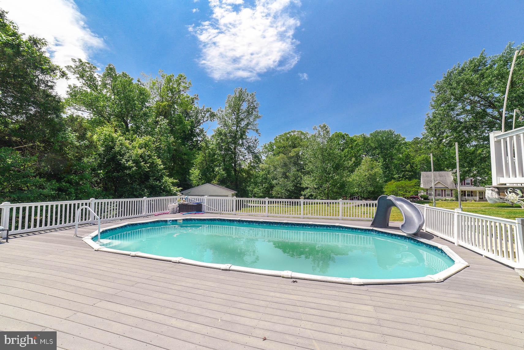 OAKLEIGH MANOR ESTATES - Residential