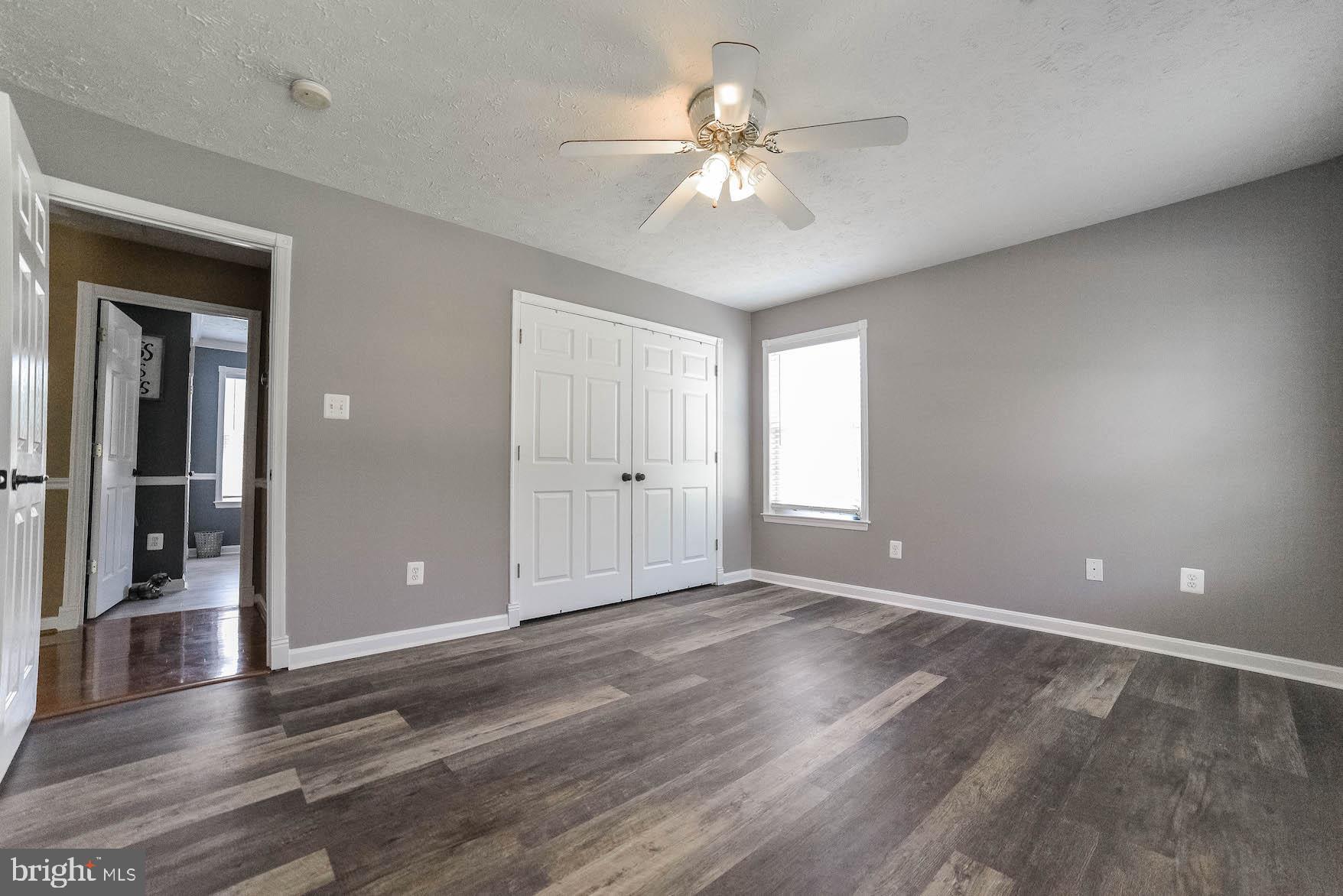 OAKLEIGH MANOR ESTATES - Residential