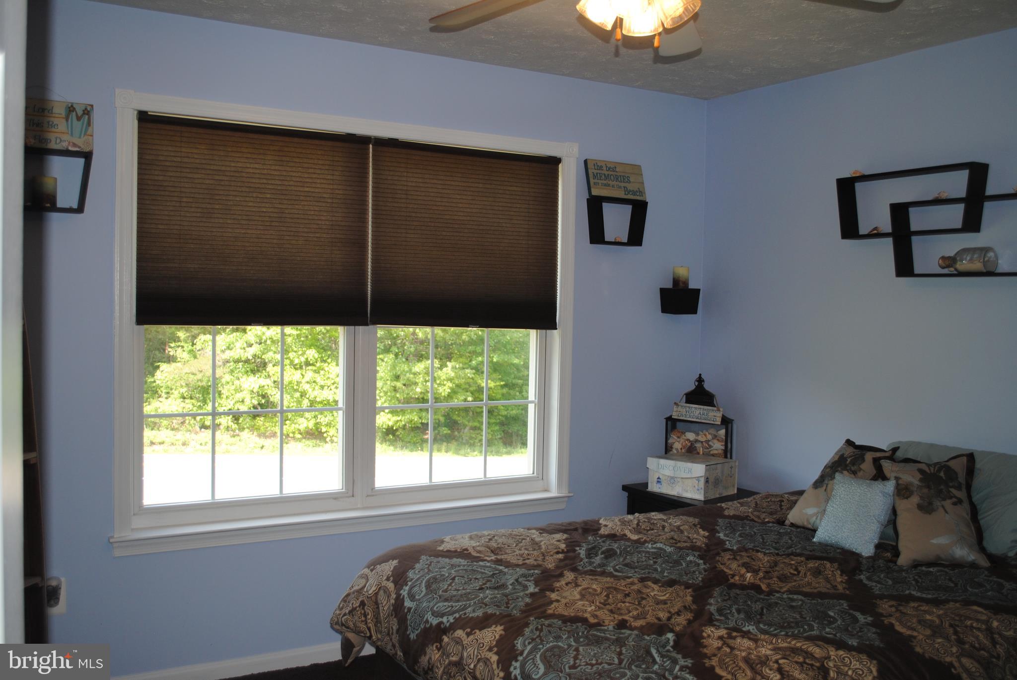 OAKLEIGH MANOR ESTATES - Residential