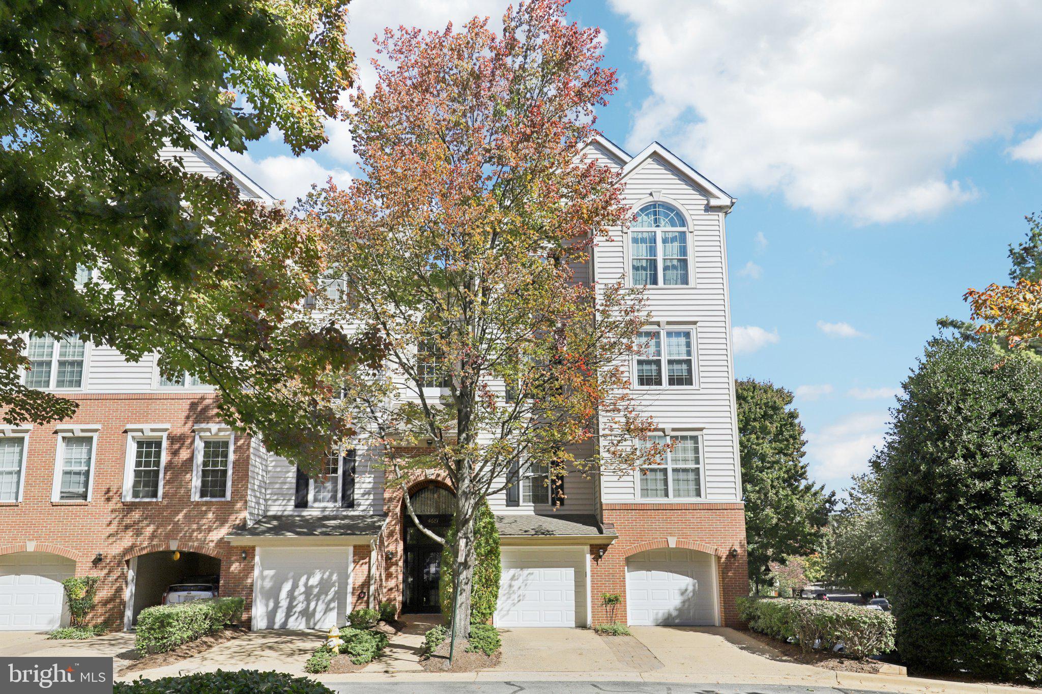 MANORS AT STONEGATE - Residential