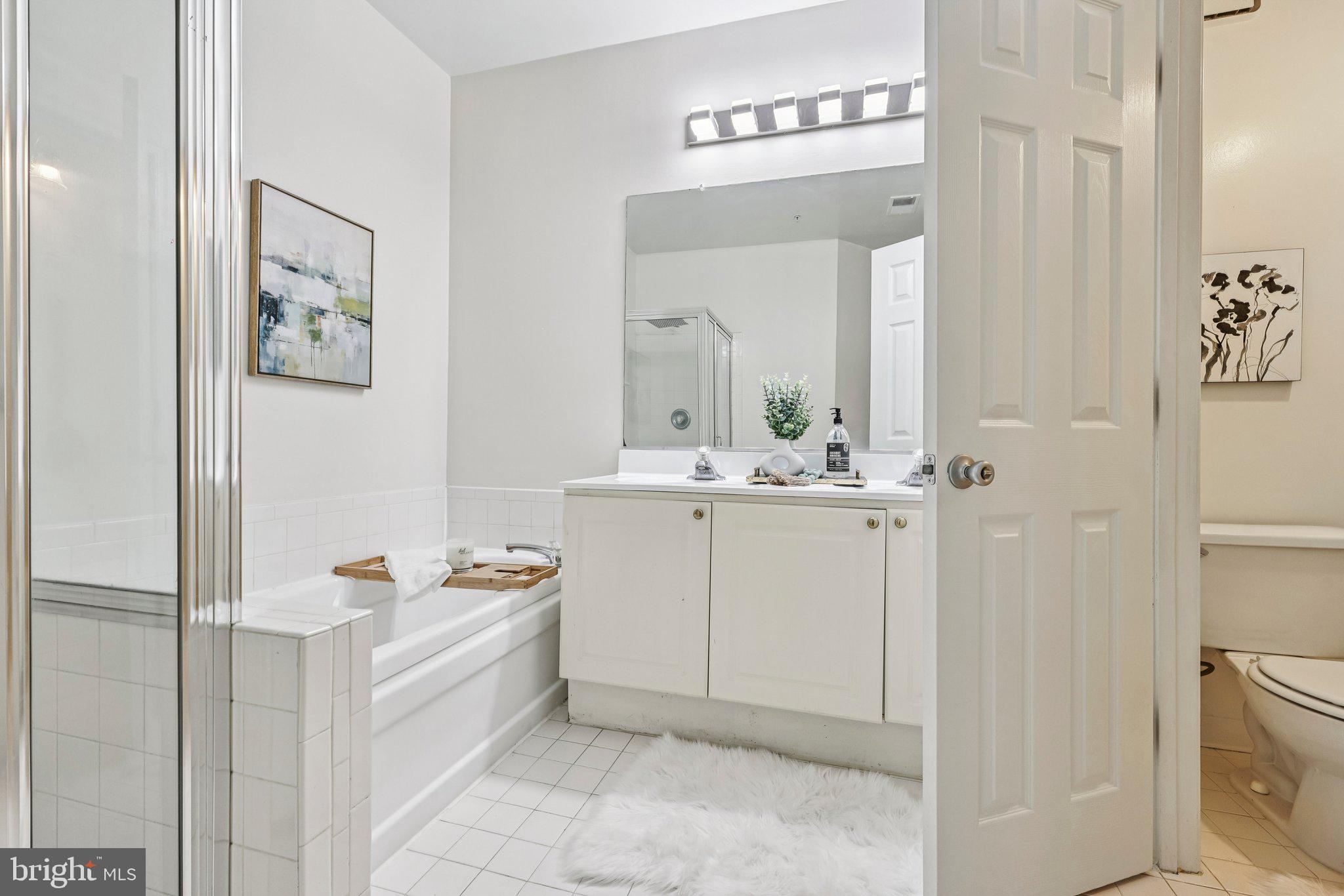 MANORS AT STONEGATE - Residential