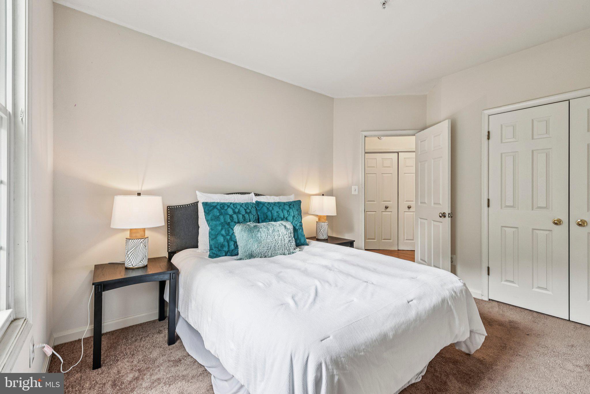 MANORS AT STONEGATE - Residential