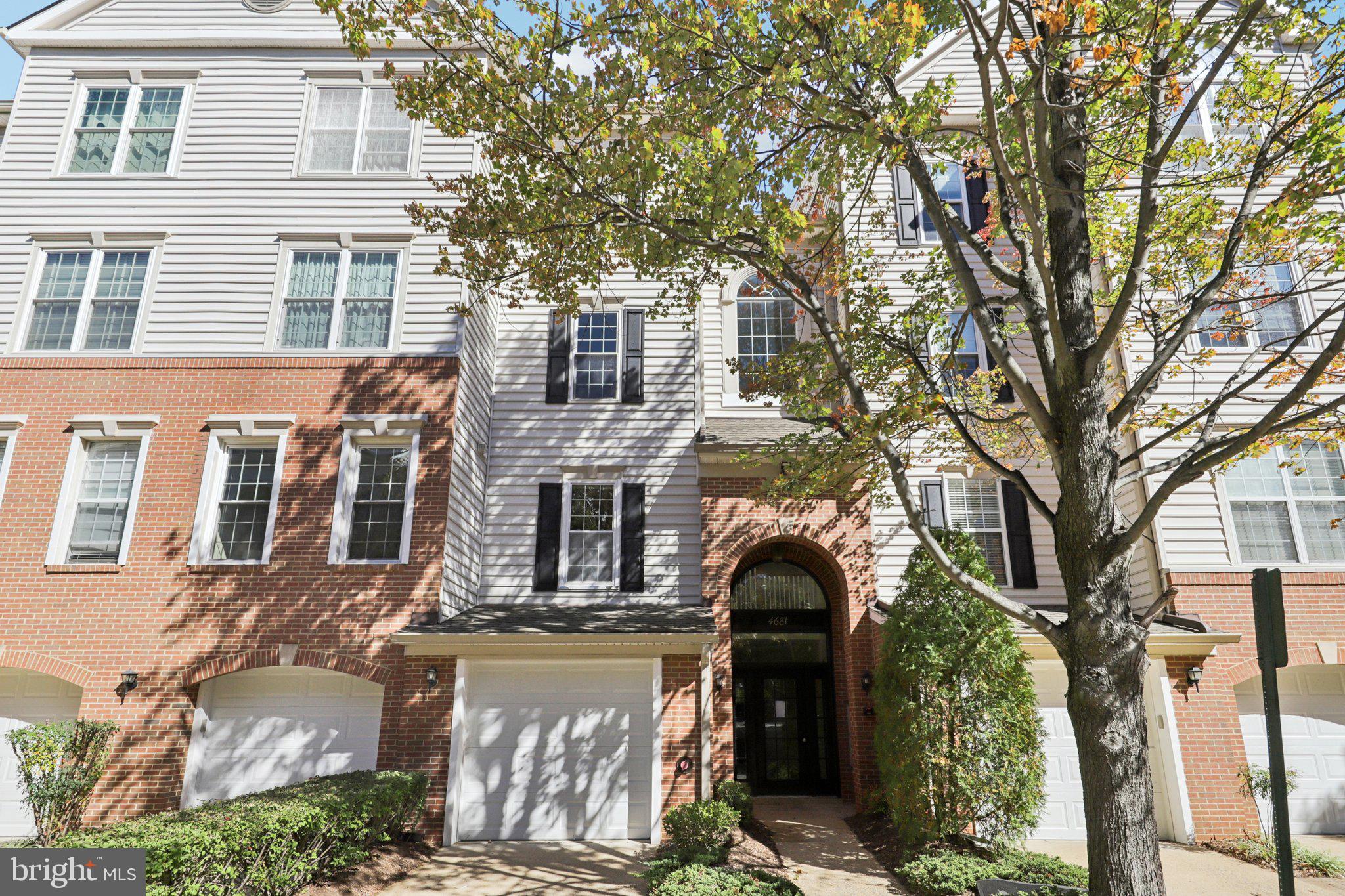 MANORS AT STONEGATE - Residential