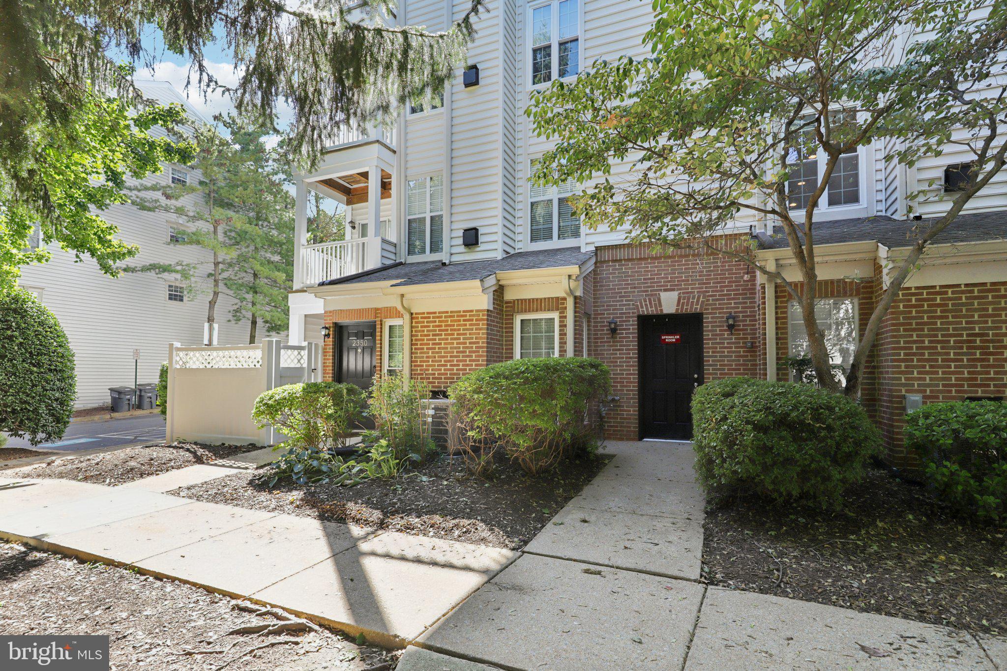 MANORS AT STONEGATE - Residential