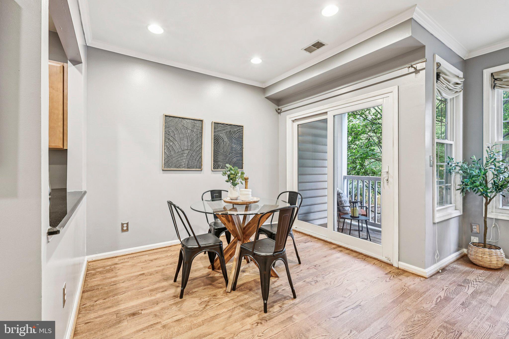 MANORS AT STONEGATE - Residential