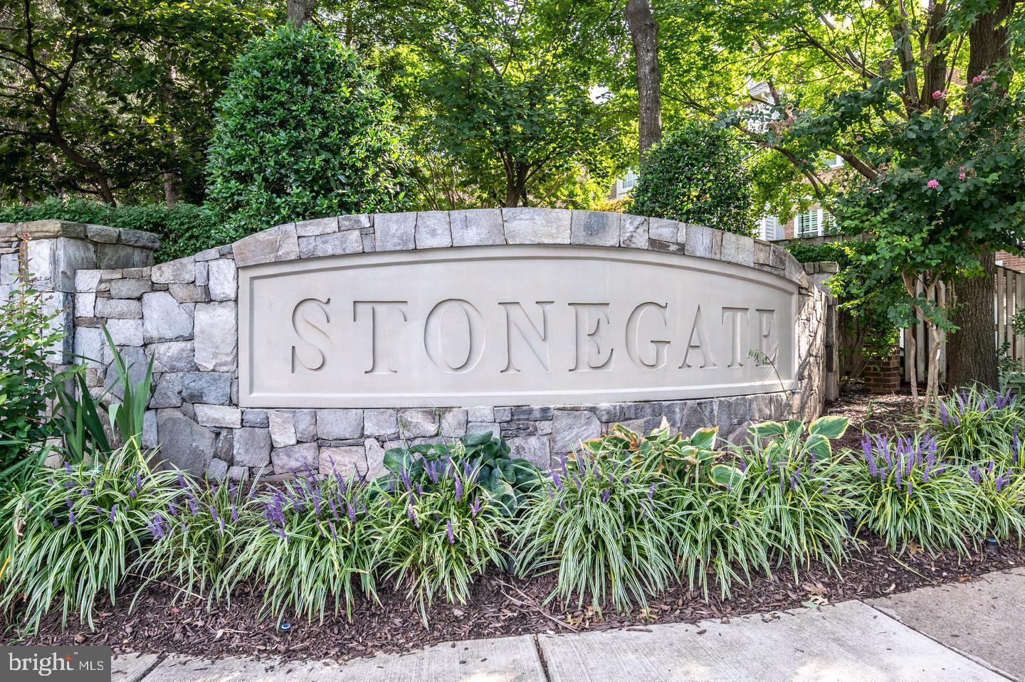 MANORS AT STONEGATE - Residential