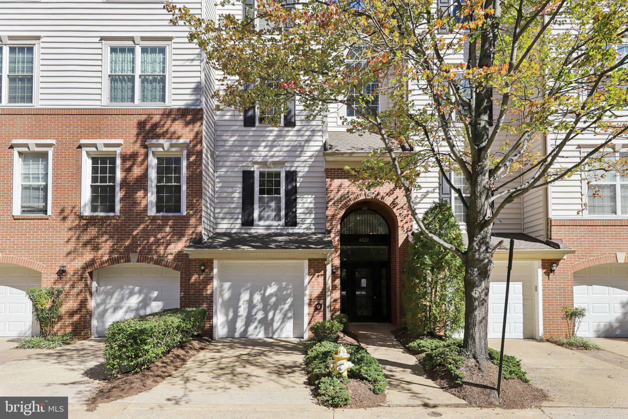 MANORS AT STONEGATE - Residential