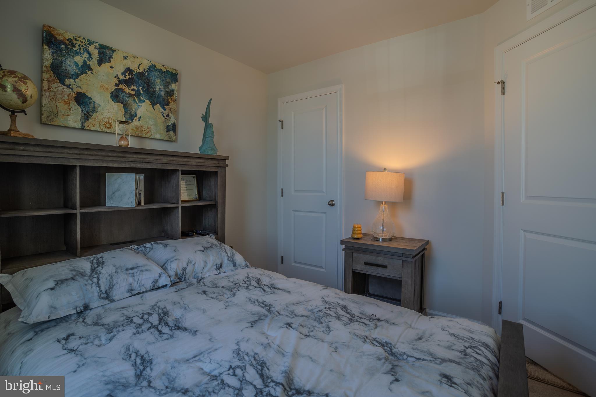 THE LAKES AT MARTINSBURG - Residential