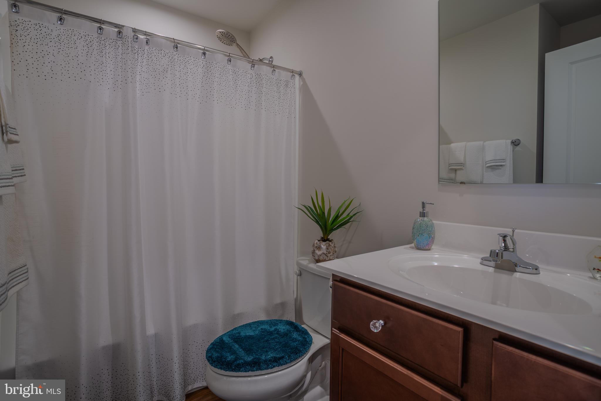 THE LAKES AT MARTINSBURG - Residential