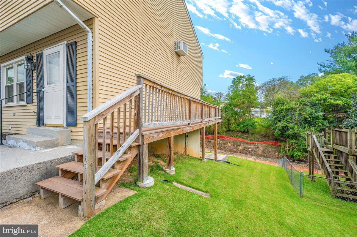 MANCHESTER VILLAGE - Residential