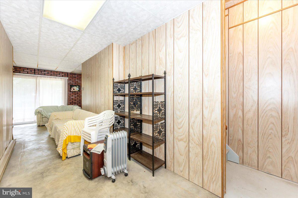 MANCHESTER VILLAGE - Residential