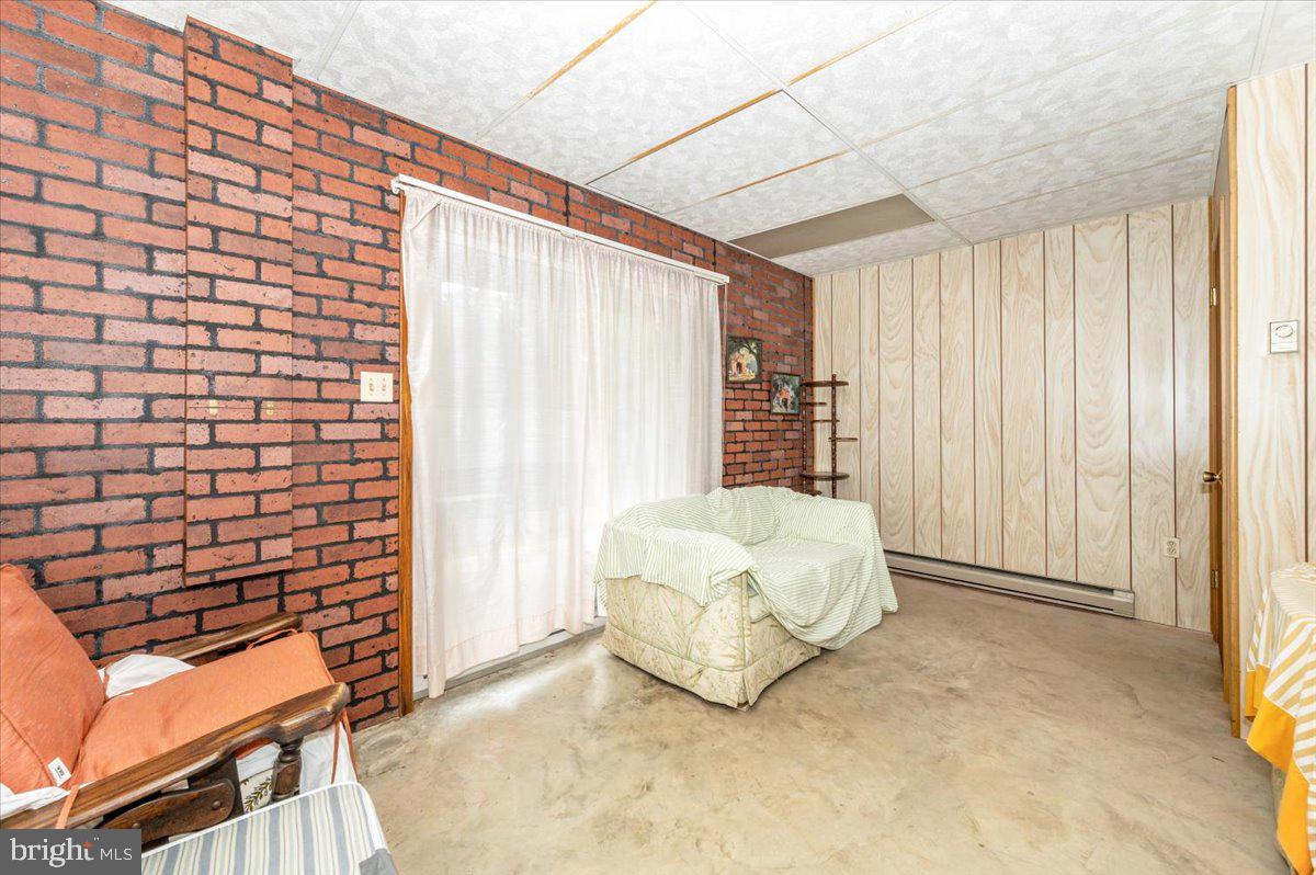 MANCHESTER VILLAGE - Residential