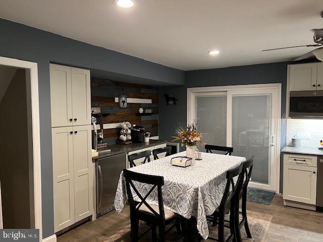 GLEN VIEW PARK - Residential