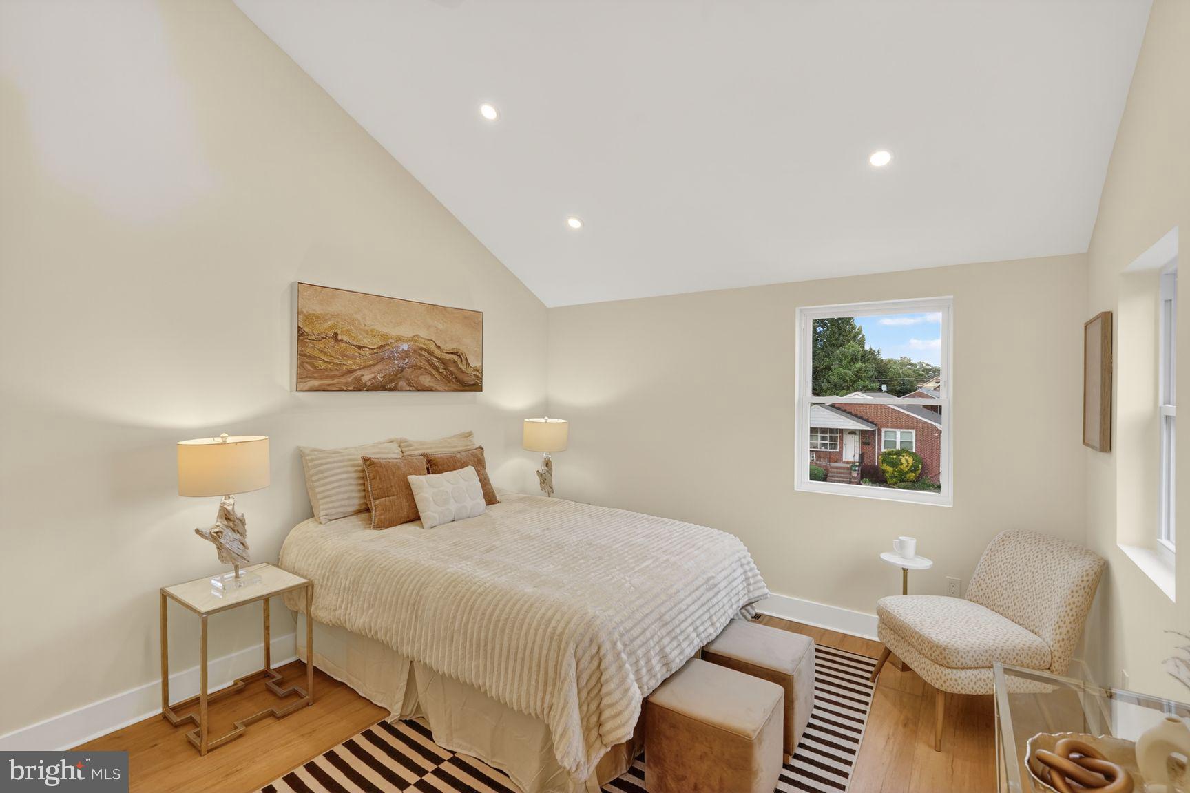 LAURELDALE - Residential