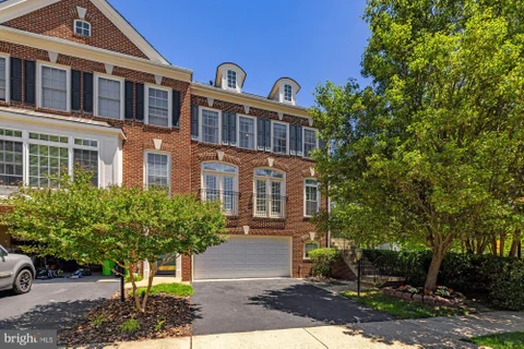 19144 Rocky Crest Terrace, Leesburg, VA MLS: VALO2127316