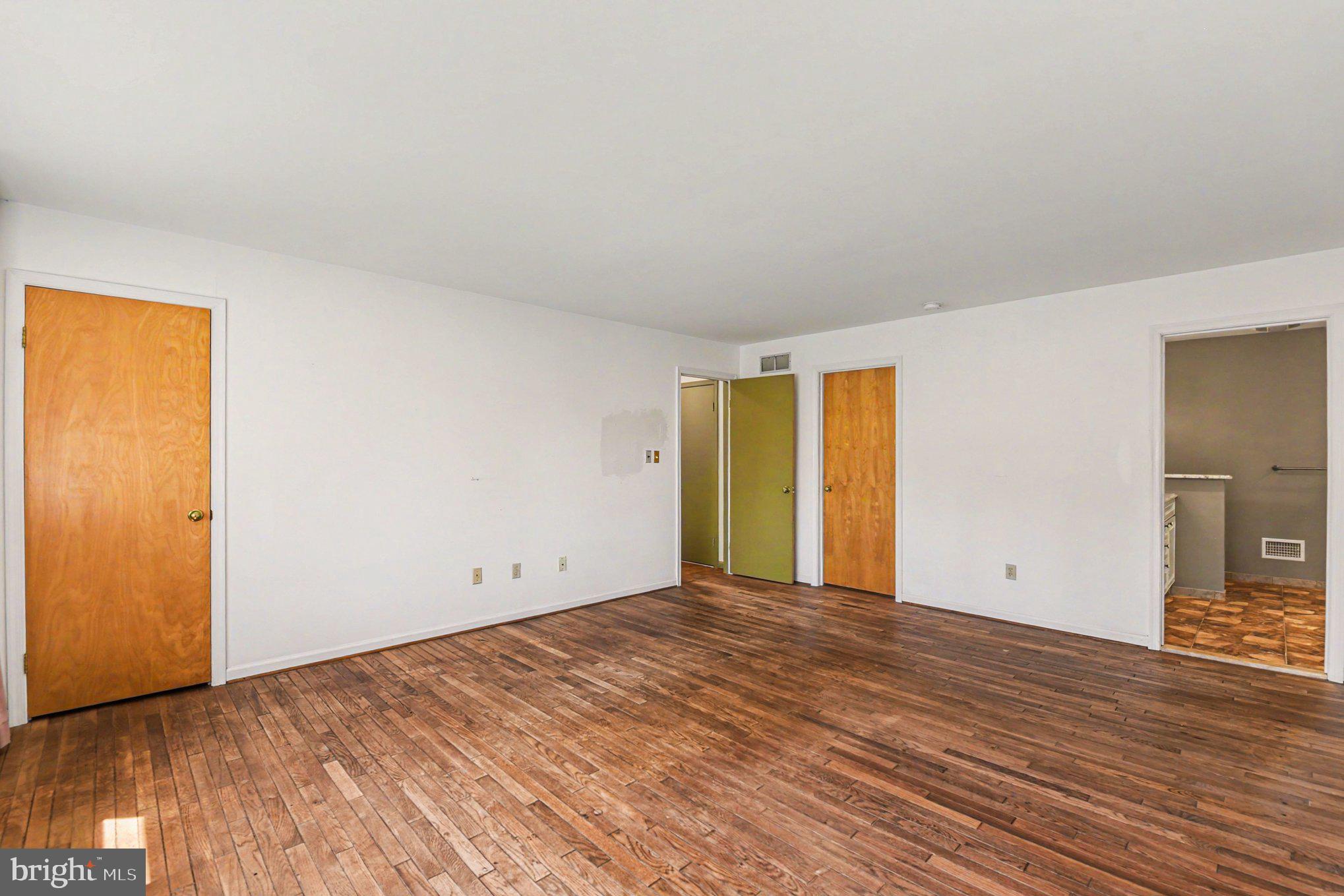 GREENLANDS HUNT VALLEY - Residential