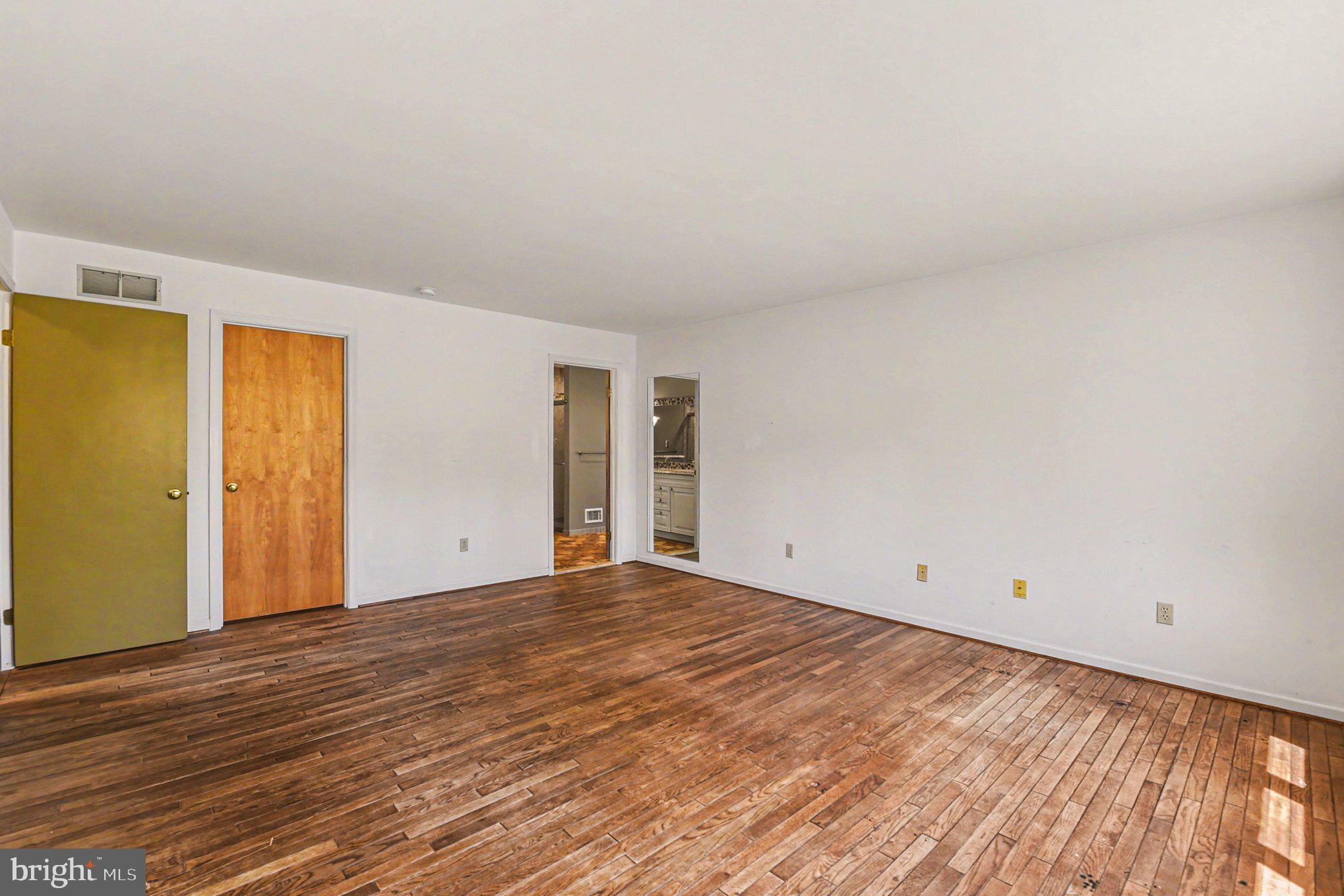 GREENLANDS HUNT VALLEY - Residential