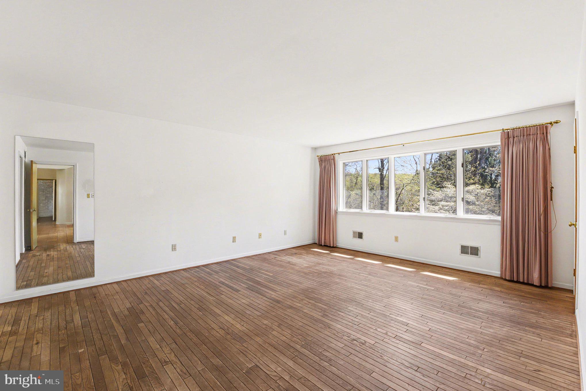 GREENLANDS HUNT VALLEY - Residential